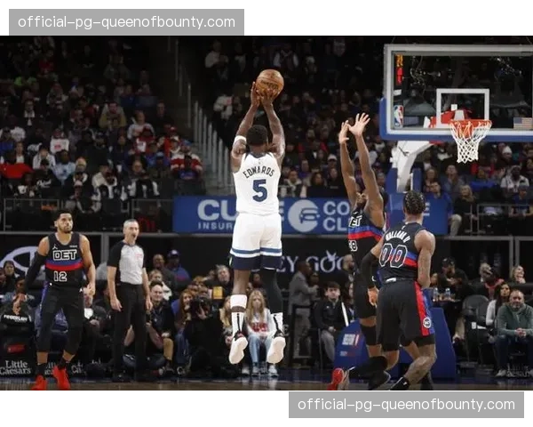 述评：森林狼负于爵士，戈贝尔防挡拆外扩不足屡遭对手渗透肋部