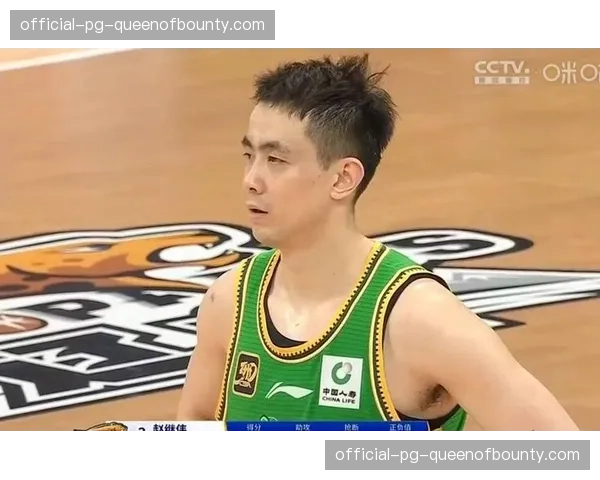 赵继伟关键抢断助攻张镇麟完成空接，辽宁队逆转比赛