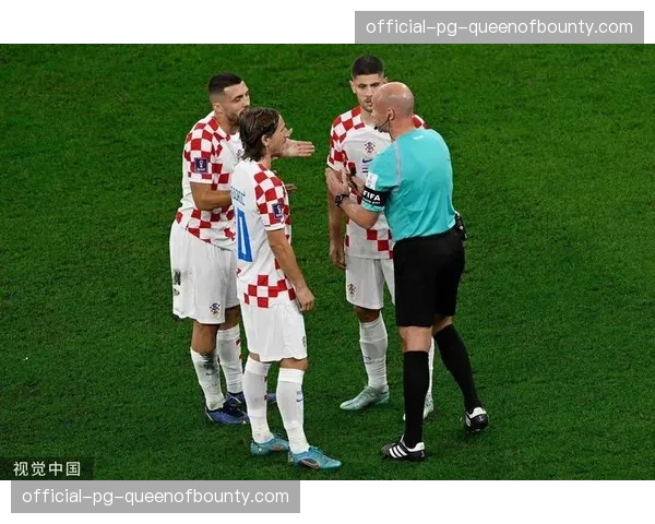 评论:VAR判定引争议,是否应引入半自动越位技术至欧冠淘汰赛全程? 评论:VAR判定引争议,是否应引入半自动越位技术至欧冠淘汰赛全程?